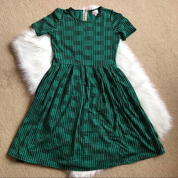 LuLaRoe Dresses & Skirts - Lularoe Green & Black Textured Jacquard Amelia Med